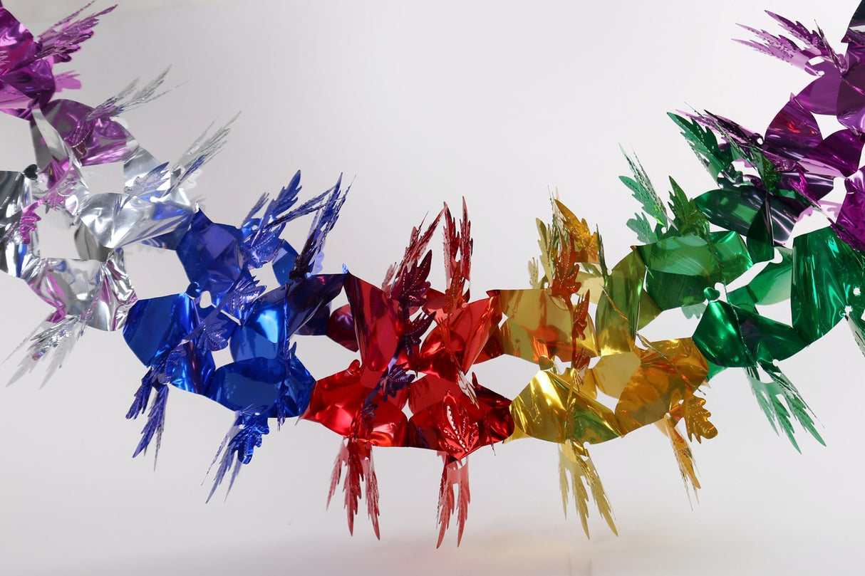 Noy Sukkah, Hanging Chain with Cut-Ends Leaf Design 18 Section, 9.5" Diameter