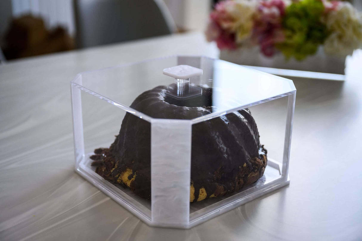 Cake Dish Square (Bundt Cake) White Pearl