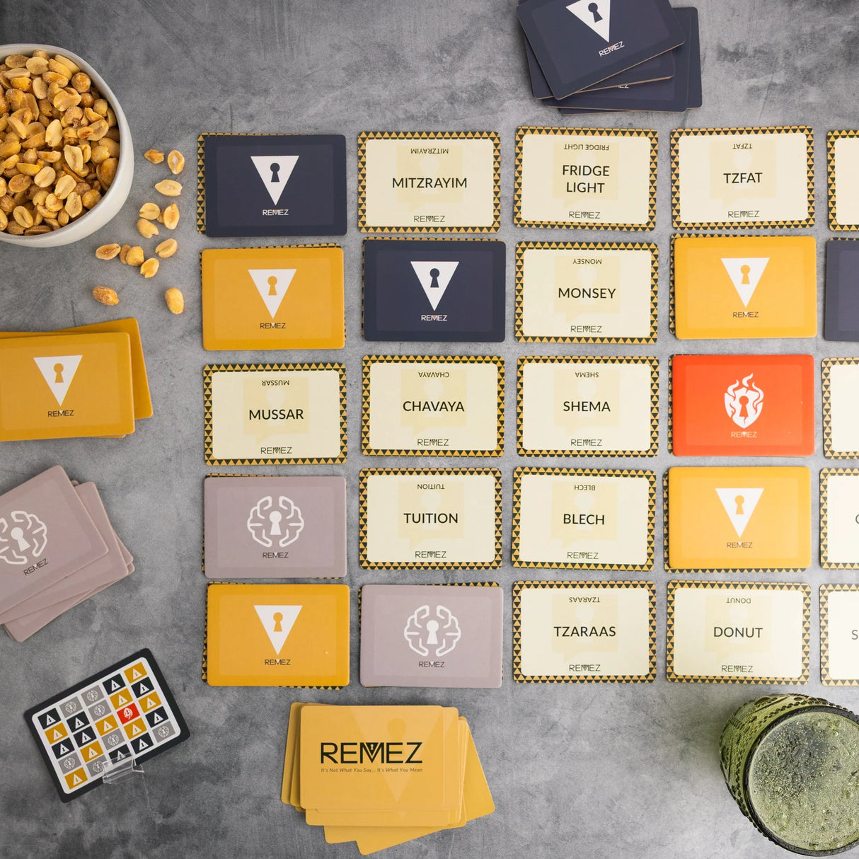 Remez - The Jewish Word Game for Shabbos, Yom Tov & Family Nights